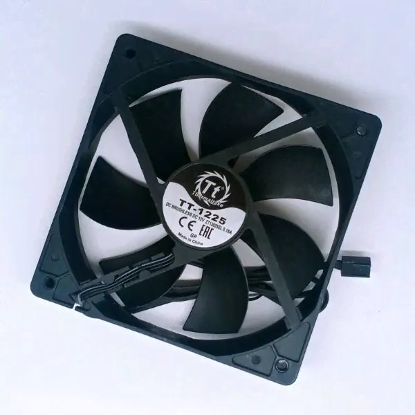 Вентилятор Thermaltake A1225L12S <120x120> OEM