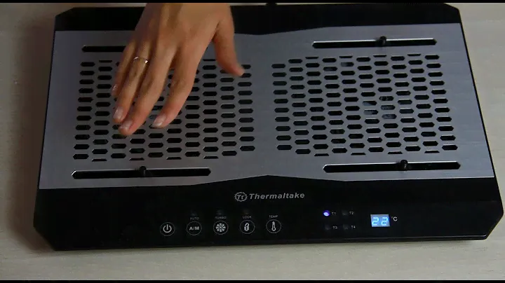 Ноут подставка Thermaltake Massive TM с системой контроля температуры ноутбука