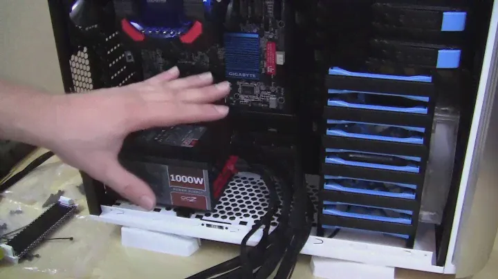 Установка оборудования Thermaltake Armor Revo Gene