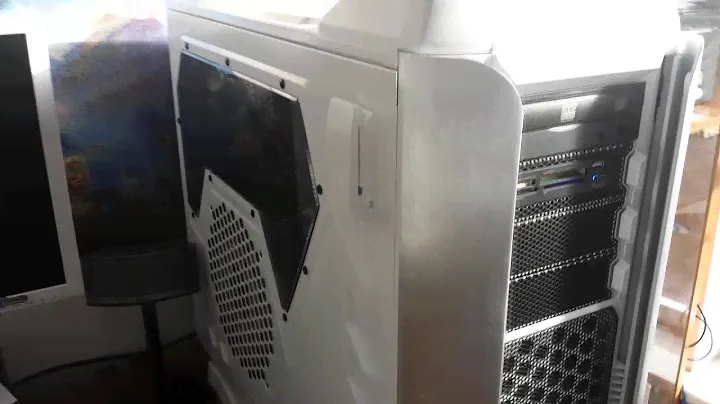 THERMALTAKE ARMOR REVO Snow Edition System Cabinet  VO200M6W2N overview