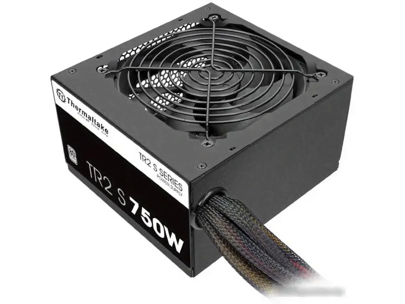 Блок питания Thermaltake TR2 S 750 TRS-750AH2NK (PS-TRS-0750NN2AWE-1)