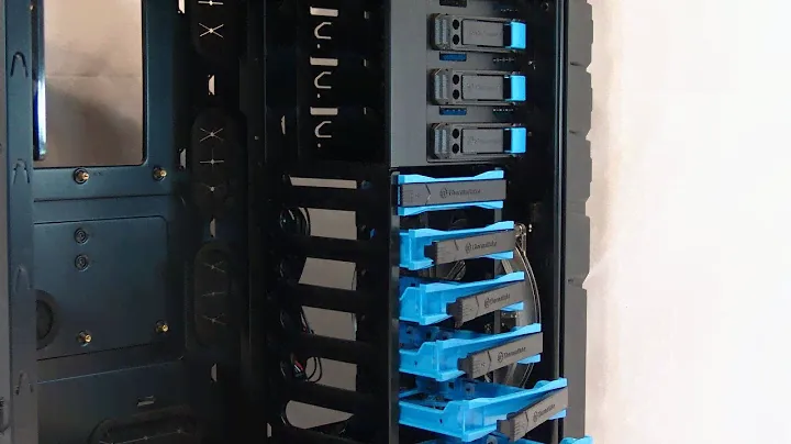 Thermaltake Chaser MK-I Parte 2 Interior, Refrigeración y Manejo de Cables