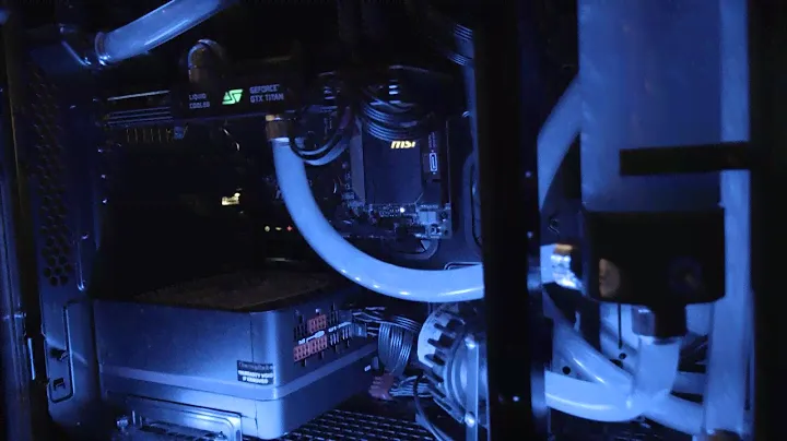 Thermaltake 5yr Warranty Key Switches and Urban T81 + Core V71 Cases - CES 2014