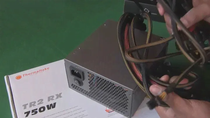 Thermaltake TR2 RX 750W HD